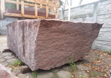 Bloki granitowe
