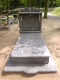 nagrobki-granitowe-szczecin-kambud-grobowce-G135.jpg