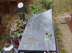 nagrobki-granitowe-szczecin-kambud-projektowane-N131.jpg